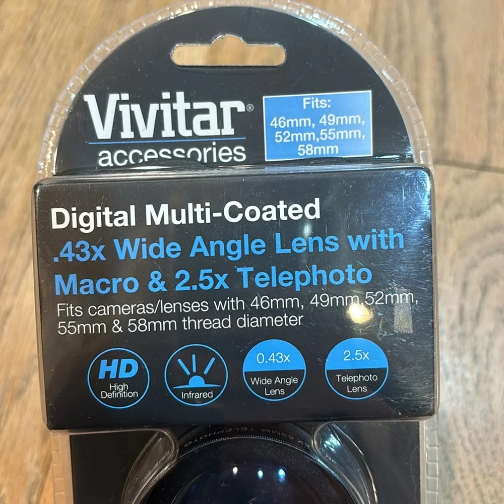 New Vivitar digital lens set